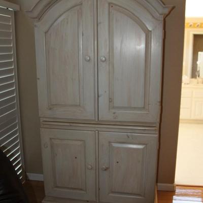 Armoire