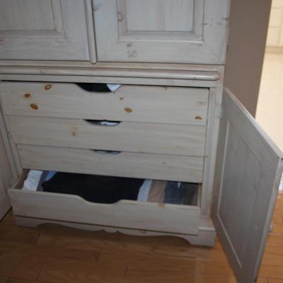 Armoire