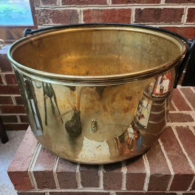 Large Brass Pot w Handle 20" diaX 12" h