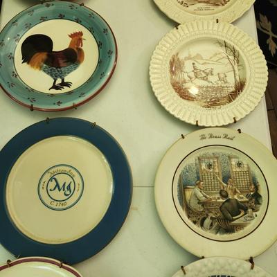 Lot of 10 Collectors Plates , Annapolis , White House, Over the top, The Brass Rail, Milton Inn, Off to Draw