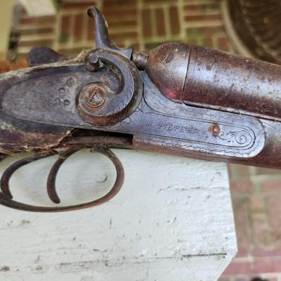 Antique Henrie Pieper H. Pieper Double Barrel Wall Hanger