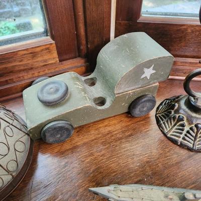 Collectible Decor Lot , National Washboard, Pickup sticks , Hyman Viener Charles Town Matches Holder and more