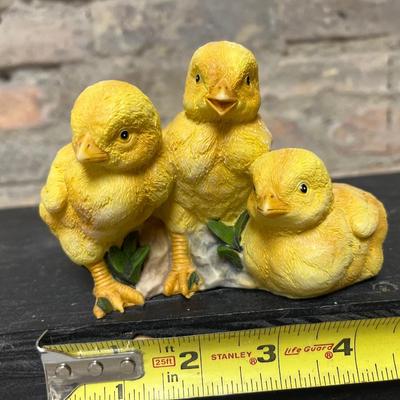 Sale Photo Thumbnail #40: Aqua egg tree, pair of shelf sitter bunnies, pair of painted ceramic eggs, 3 little chicks figurine, and hibiscus egg decor
