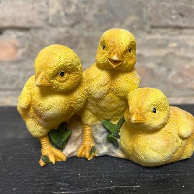 Sale Photo Thumbnail #39: Aqua egg tree, pair of shelf sitter bunnies, pair of painted ceramic eggs, 3 little chicks figurine, and hibiscus egg decor