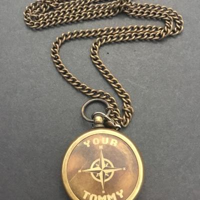 Working compass necklace