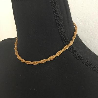 Beautiful sera Coventry, vintage mesh, twisted necklace