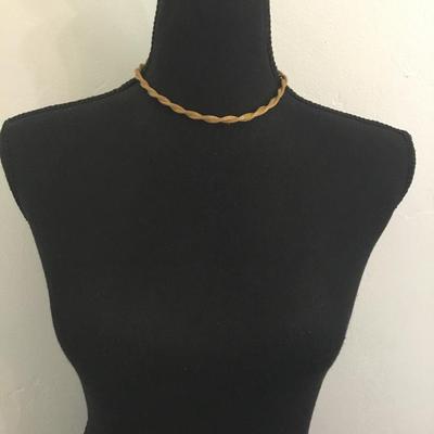 Beautiful sera Coventry, vintage mesh, twisted necklace