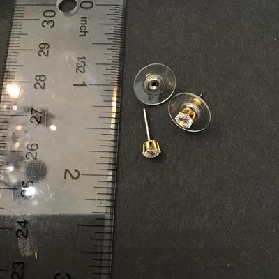 Crystal rhinestone stud earrings