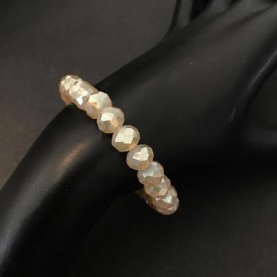 Crystal beaded stretch bracelet