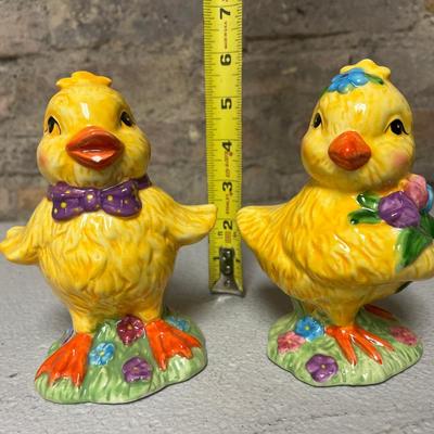 Sale Photo Thumbnail #67: Pair of ceramic chicks and trio of bunny figurines