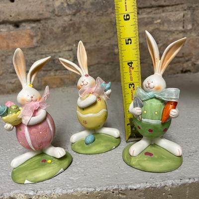 Sale Photo Thumbnail #68: Pair of ceramic chicks and trio of bunny figurines