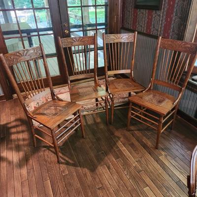 4 Antique Pressed Back Cane Seat Oak Chairs Heywood Brothers Wakefield Co. Baltimore