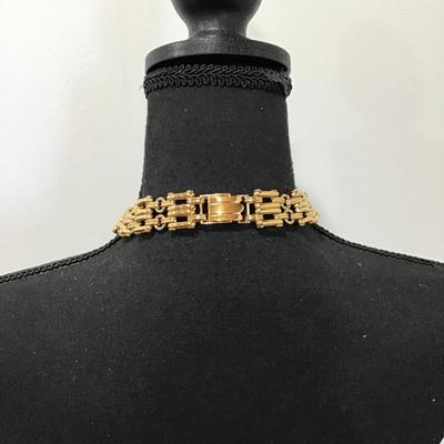 Vintage stunning 1980s Bijoux cascio High end, necklace