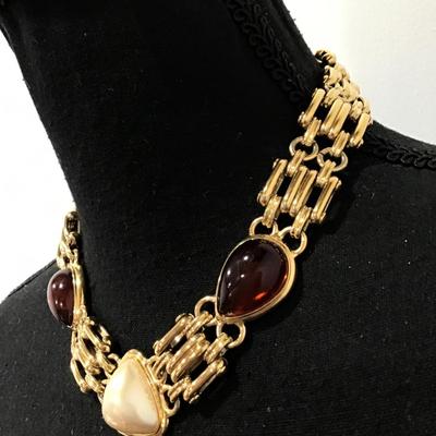 Vintage stunning 1980s Bijoux cascio High end, necklace