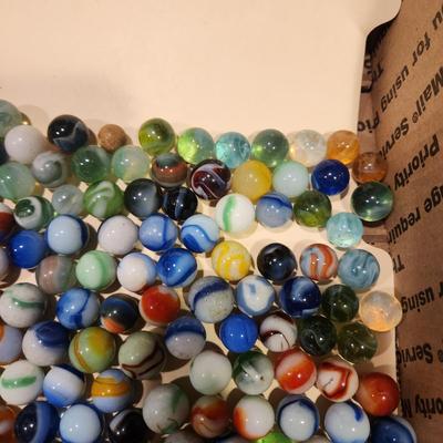 Lot of Mixed Glass Marbles Some Glow in the Dark under Black Light Uranium