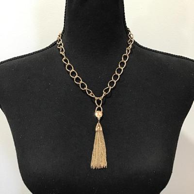 Cute very nice baublebaur necklace