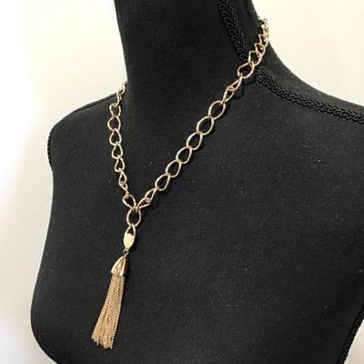 Cute very nice baublebaur necklace