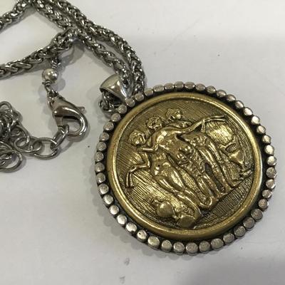 Elbe Pendant with Chain