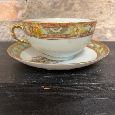 Sale Photo Thumbnail #179: Nippon ashtray, cup and saucer sat and single saucer