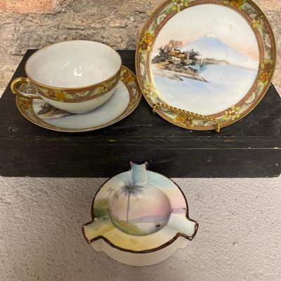 Sale Photo Thumbnail #178: Nippon ashtray, cup and saucer sat and single saucer