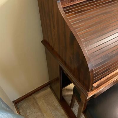 Wooden Roll-Top Desk with Attached Chair and Drawer Storage