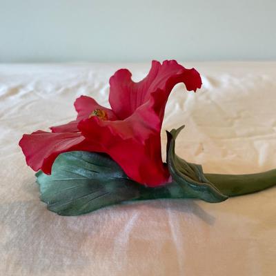 Capodimonte Handcrafted Porcelain Red Flower Sculpture