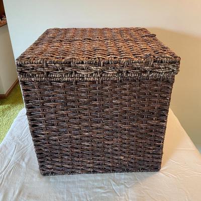 Wicker Storage Basket with Removable Lid