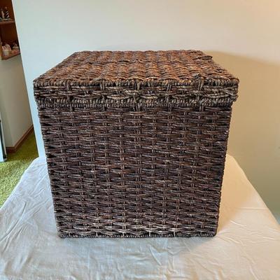 Wicker Storage Basket with Removable Lid