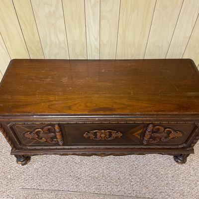 Lane Cedar Hope Chest with Ornate Design and Cedar Interior