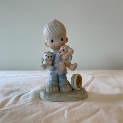 Precious Moments ‘Blessed are the Peacemakers’ Figurine