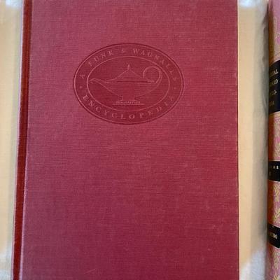Complete Set of Universal Standard Encyclopedia with Decorative Bindings