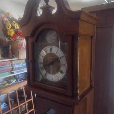 Seth Thomas Wood Case Grandfather Clock