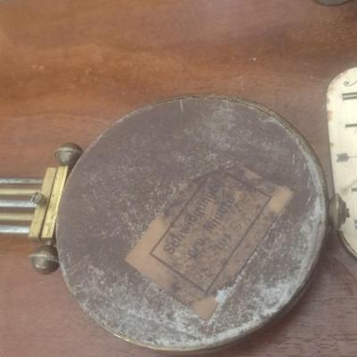 Vintage German Walnut Case Schwingungen Pro Minute Wall Clock