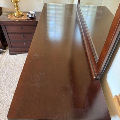 Sumter 8-Drawer Cherry Finish Dresser with Mirror for Bedroom