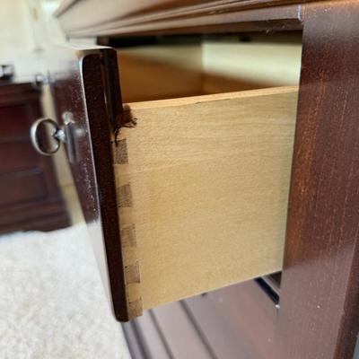 Sumter 8-Drawer Cherry Finish Dresser with Mirror for Bedroom