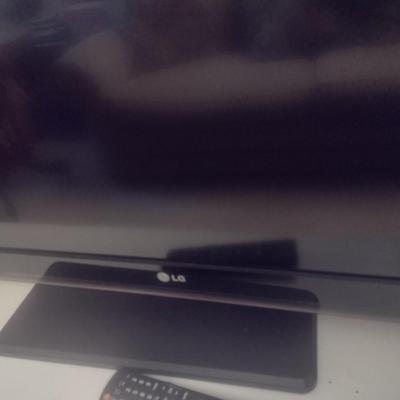 LG 42" Flat Screen TV with Remote Control