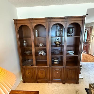 A Pair of Vintage Henredon Lighted China Cabinet Brown 3 Shelves Dining Room