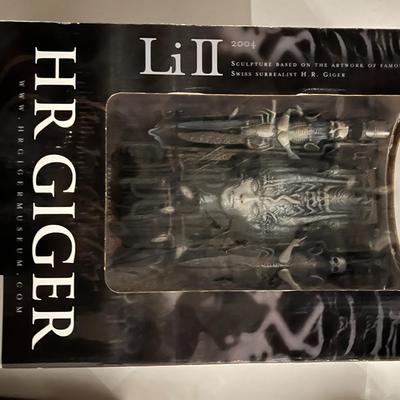 2004 RARE HR GIGER Li II Sculpture McFarlane Grail Piece from HR Giger Museum
