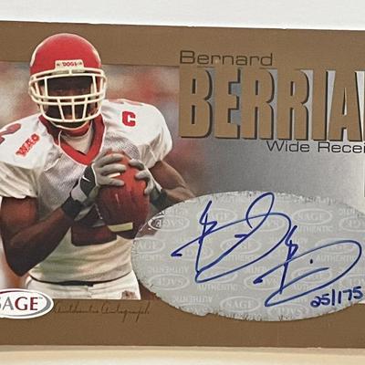 Bernard Berrian signed 2004 Sage Hit trading card