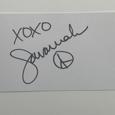 Savannah Outen original signature