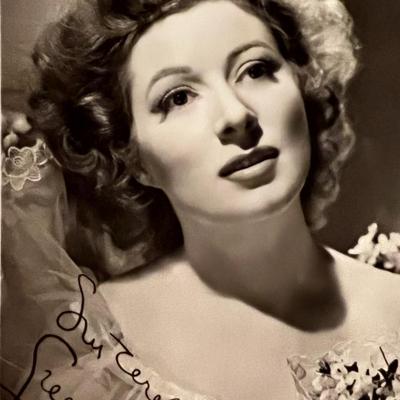 Greer Garson facsimile signed photo. 3x5 inches