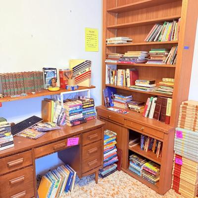 Lot 13: Books & Desk