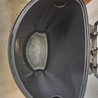 Sale Photo Thumbnail #193: Stainless Steel Step-on pedal to open lid trash can