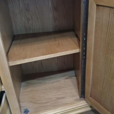 Hamilton Furniture Fairview Collection Oak China Hutch