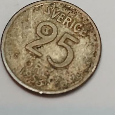 World Coin & Currency Assortment – Sweden, Europe, Canada
