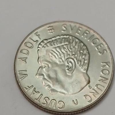 World Coin & Currency Assortment – Sweden, Europe, Canada