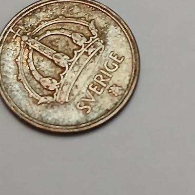 World Coin & Currency Assortment – Sweden, Europe, Canada