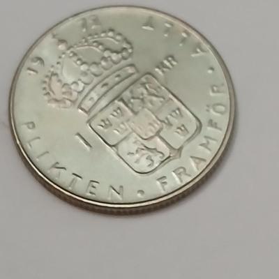 World Coin & Currency Assortment – Sweden, Europe, Canada