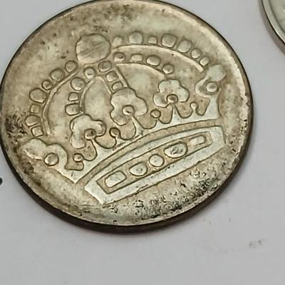 World Coin & Currency Assortment – Sweden, Europe, Canada