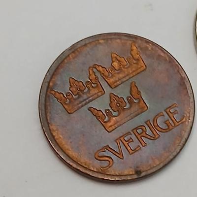 World Coin & Currency Assortment – Sweden, Europe, Canada